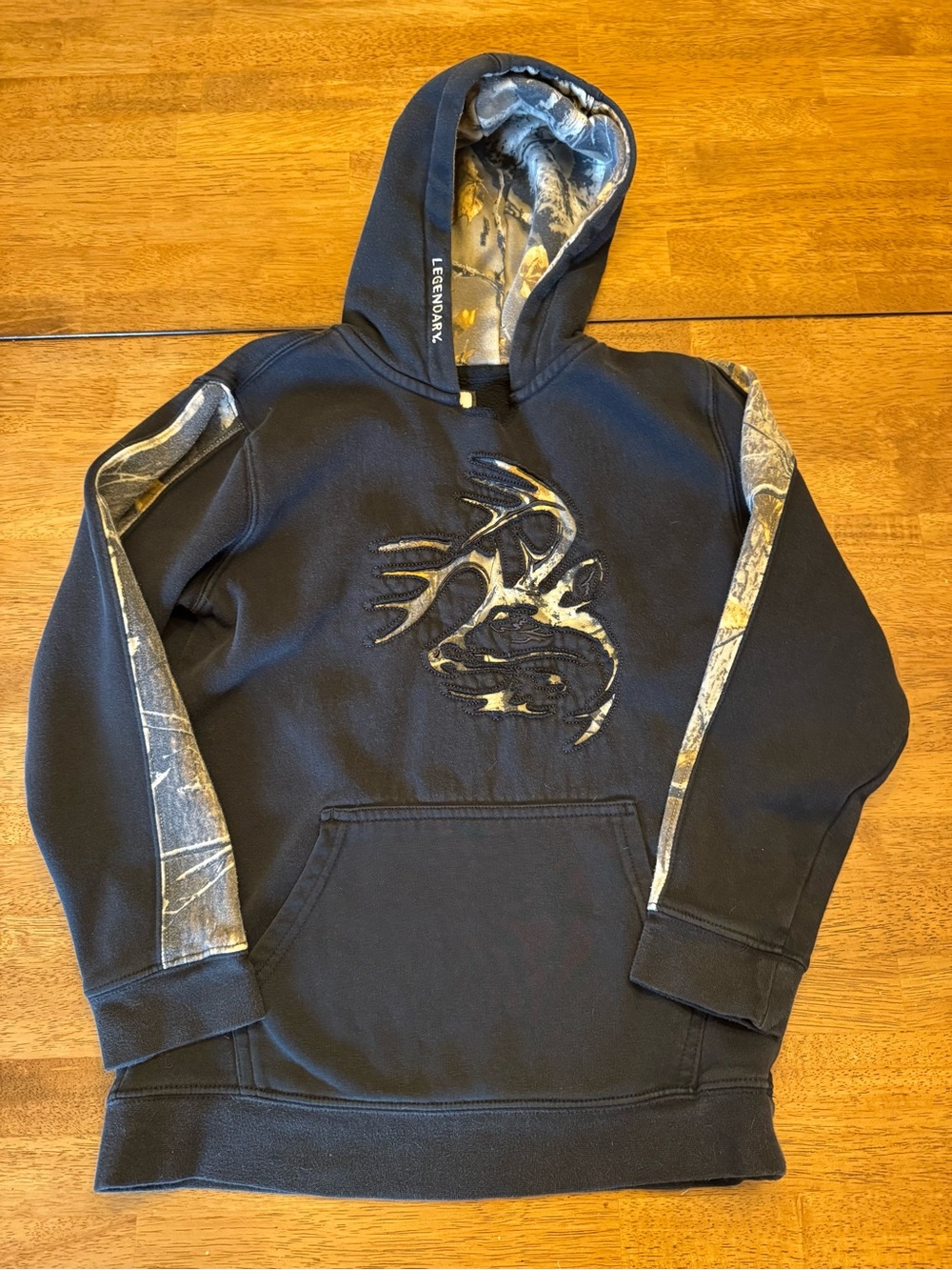 Legendary Whitetails Boys Camo Buck Hoodie Youth Medium 10/12 Black